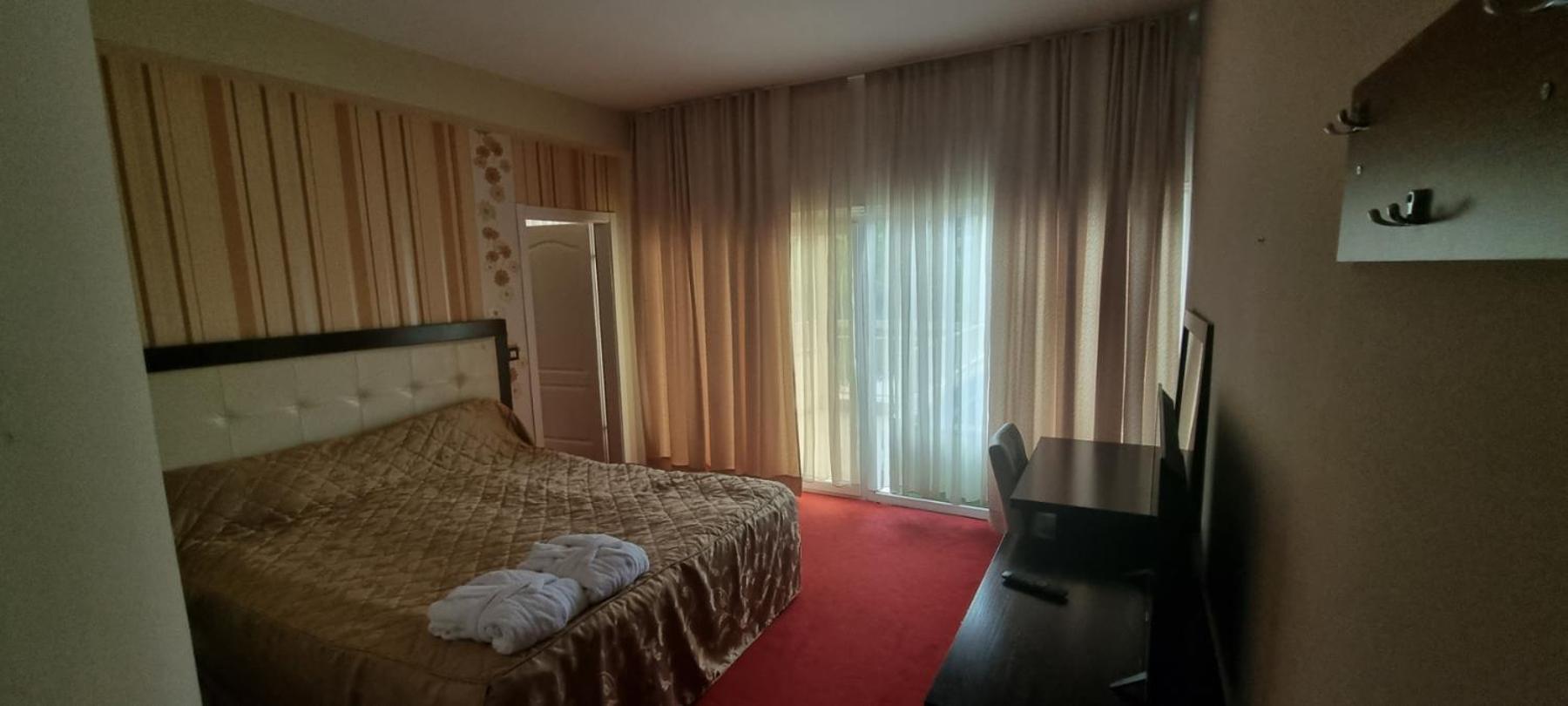 Hotel Bluebell Охрид Екстер'єр фото
